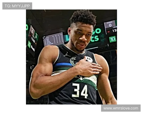 字母哥开季火力全开前四战狂砍140分50篮板25助攻创NBA历史第一人